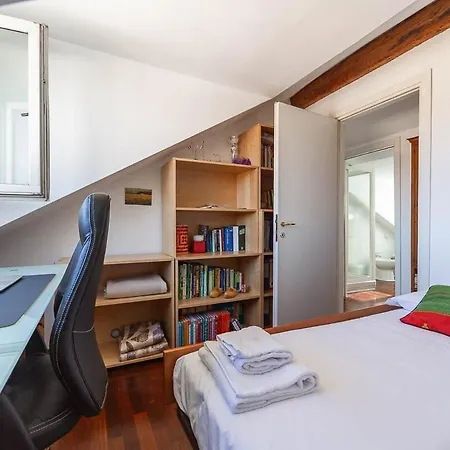 Appartement Station 10 Min Private Terrace Skyview 6 Pax Milaan